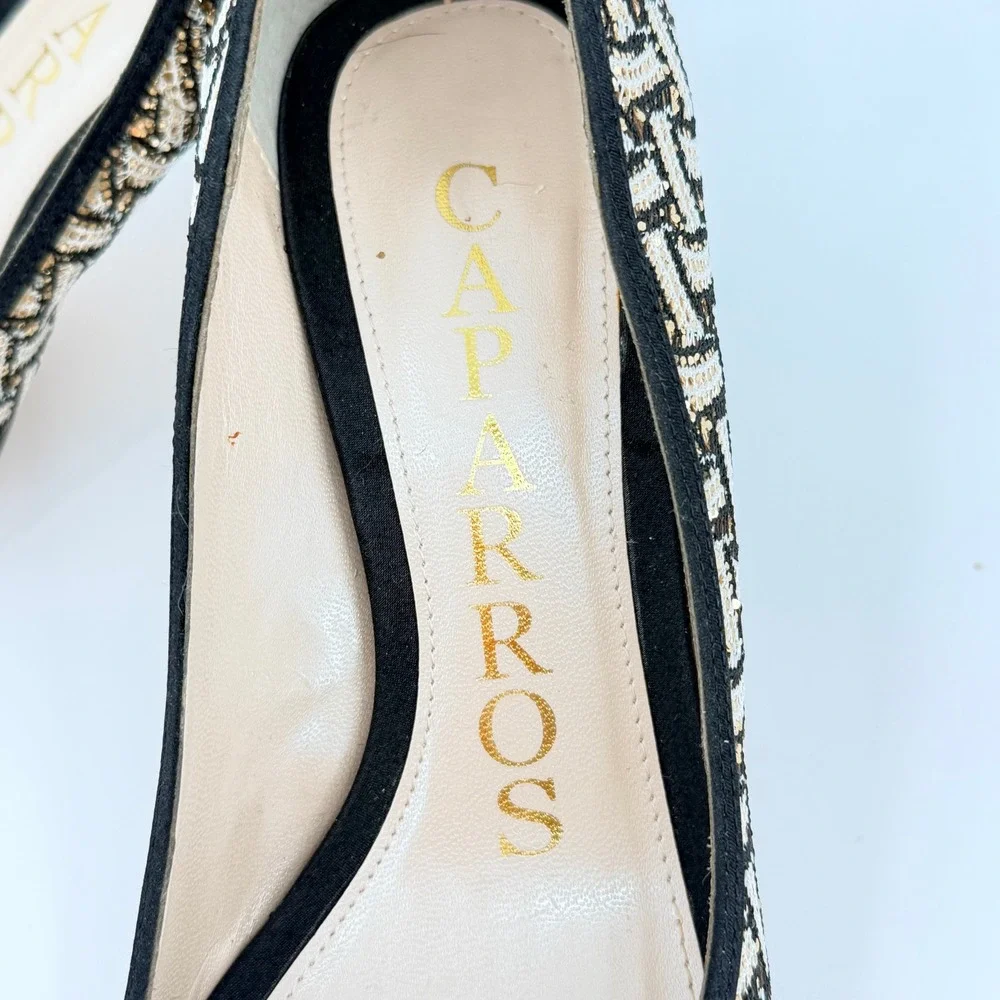 Caparros Womens Black Gold Woven Peep Toe‎ Kitten 3.5